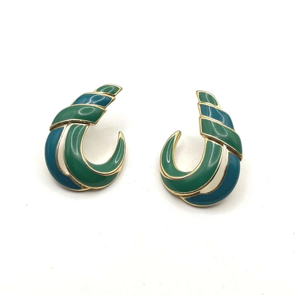 Trifari‎ Vintage Green Teal Enamel Swirl Gold Tone Post Earrings Designer Signed